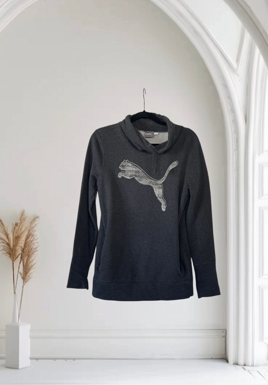 Puma Gray Cowl Neck Sweatshirt Medium Woman’s